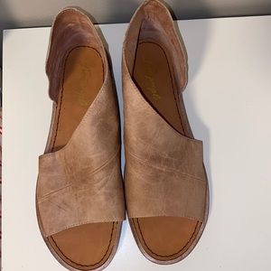 Free People Tan Mont Blanc Sandals Size 11